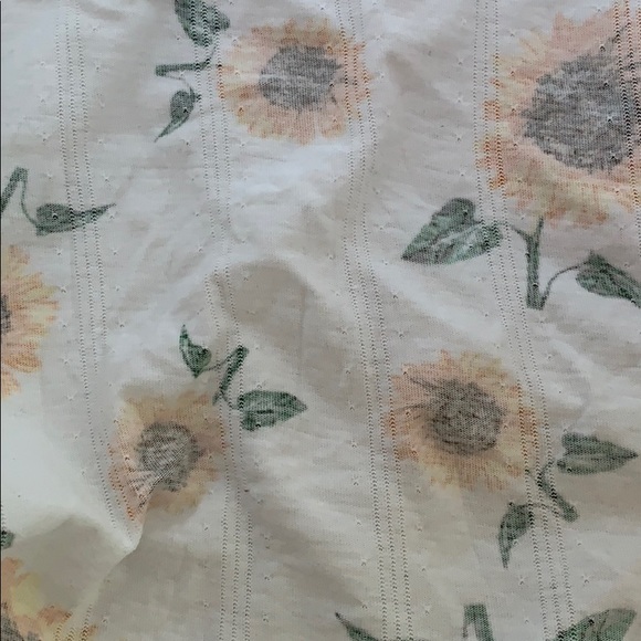 Sunflower T-shirt - Picture 4 of 4